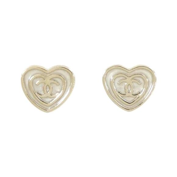 CHANEL White Earrings - Picture 1 of 3